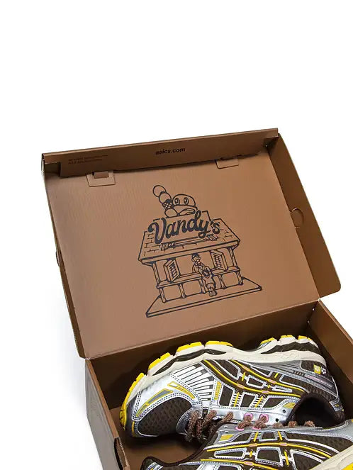 ASICS Gel-Kayano 12.1 Vandy The Pink Chocolate Size 9