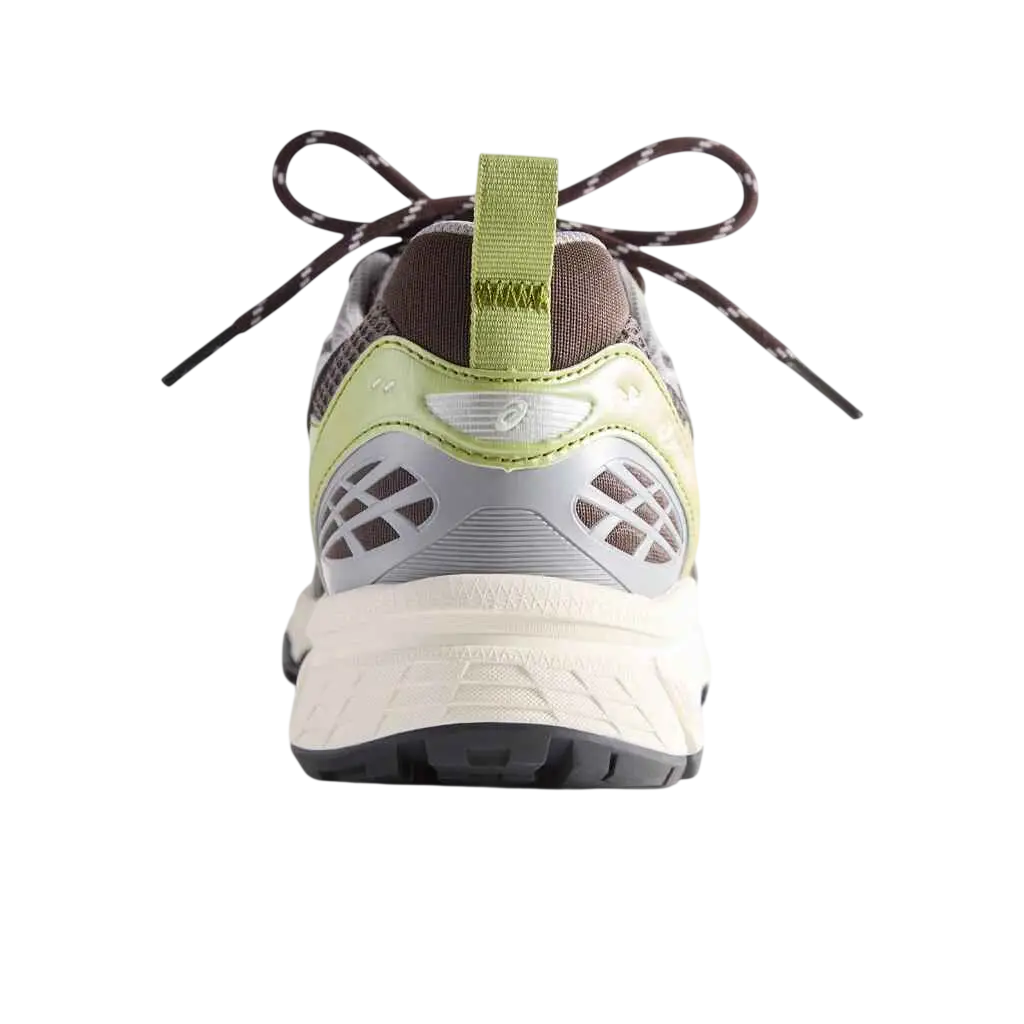 Lime green and gray asics x kith gel-nunobiki deliciousoe pure silver running shoe with textured rubber outsole