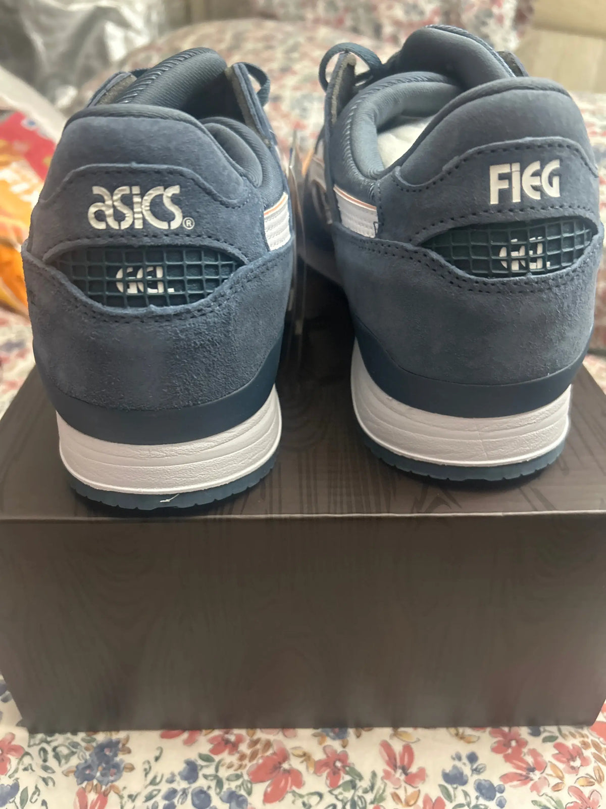 ASICS x Ronnie Fieg Gel-Lyte III Remastered Salmon Toe Size 11