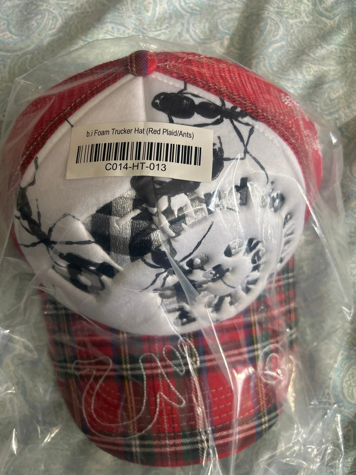 b.Eautiful b.i Foam Trucker Hat Red Plaid/Ants