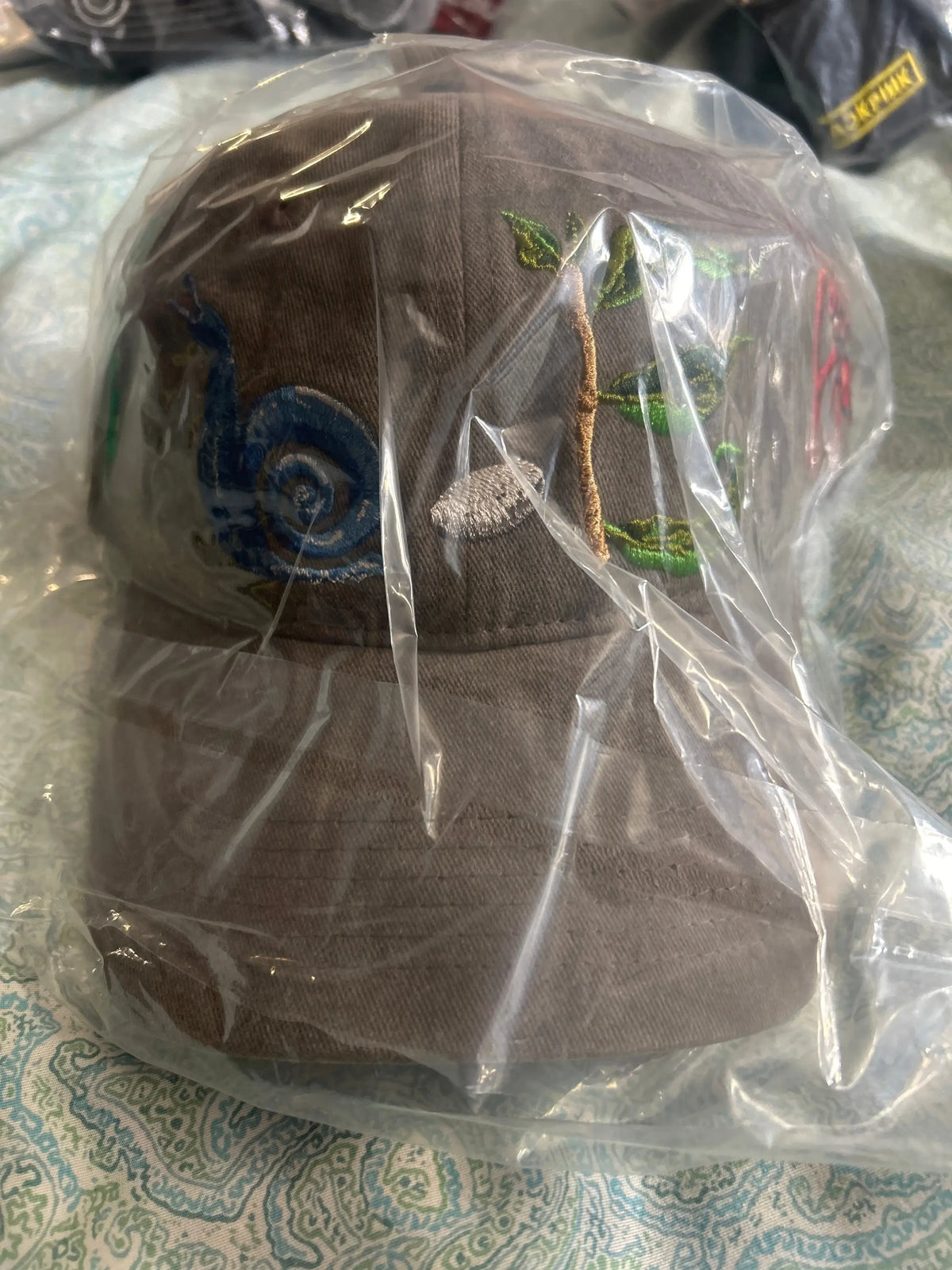 b.Eautiful Critters 6 Panel Hat Washed Brown