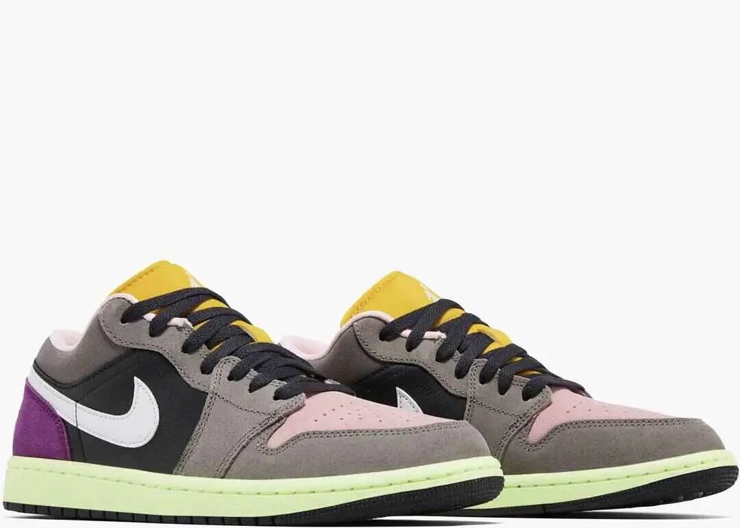 Jordan 1 Low Tokyo Bio Hack - 10 - Sneakers