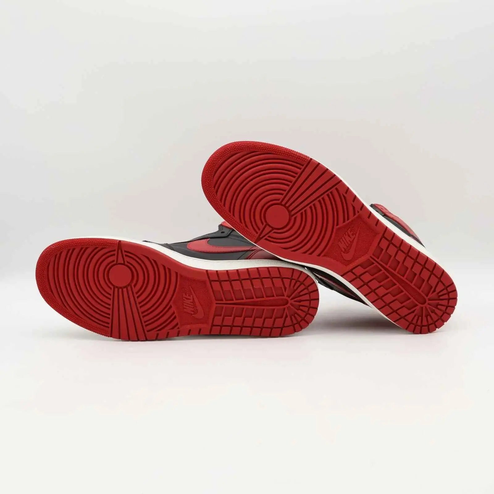 Jordan 1 Retro High ’85 OG SP Bred (2025) - 8.5 - Sneakers