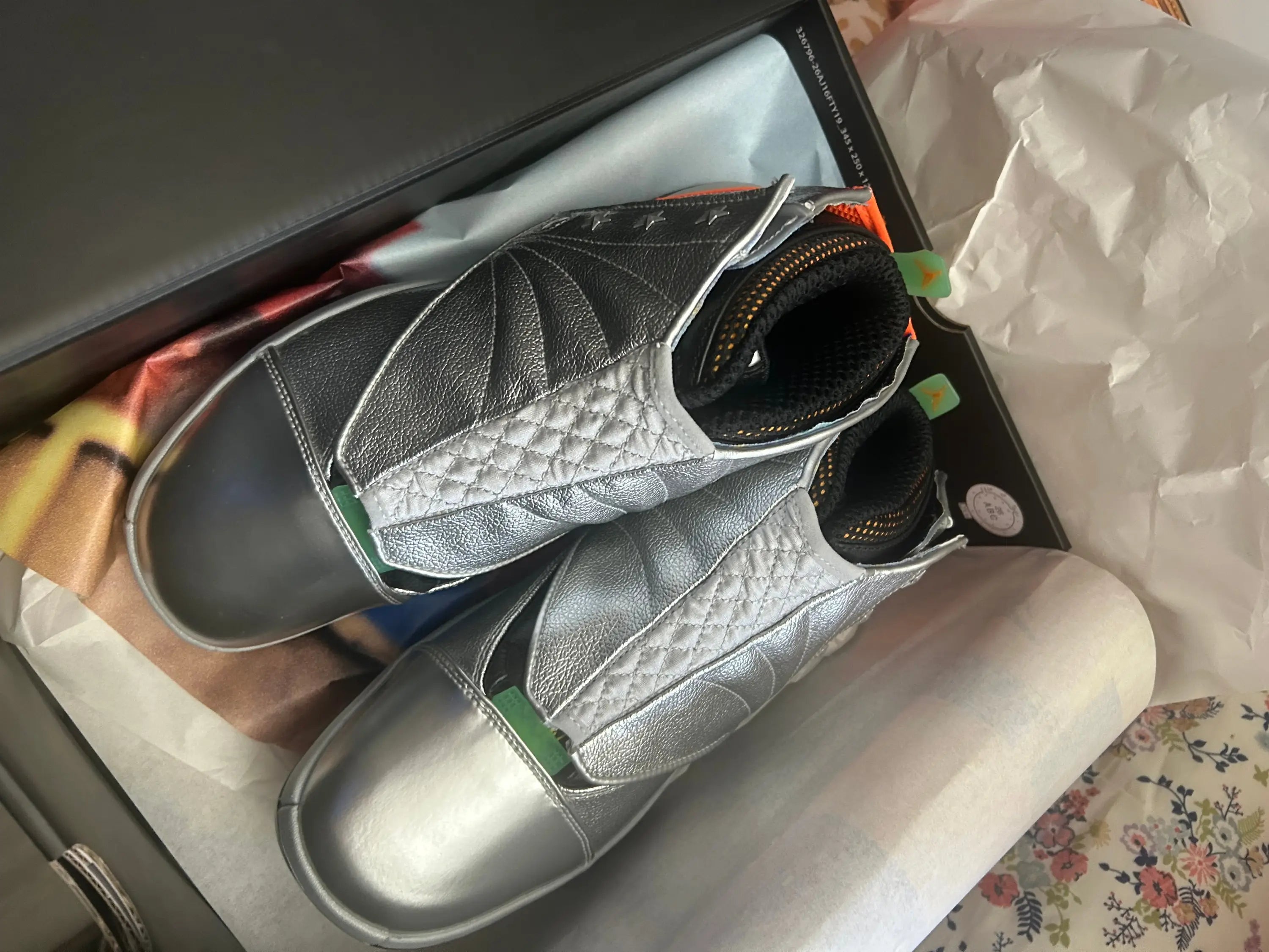 Jordan 16 x Free the Youth OG Size 8