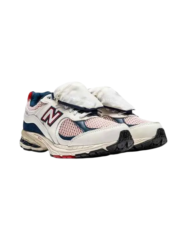 New Balance 2002R Team Red/Navy Pouch - 9.5
