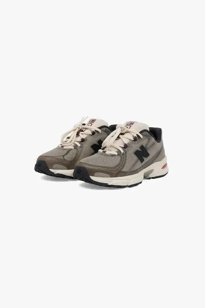 New Balance x Jjjjound 740 Mushroom Size 6.5