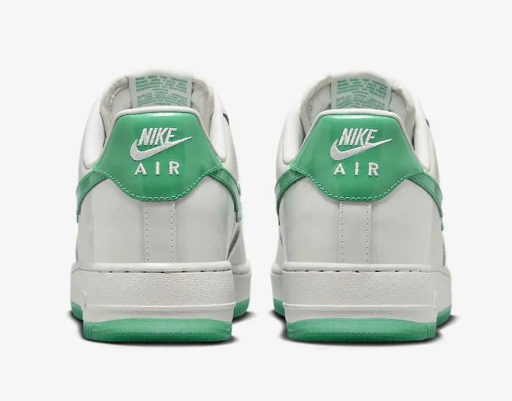 Nike Air Force 1 Low ’07 PRM Patent Platinum Tint/Stadium Green - 10 - Sneakers