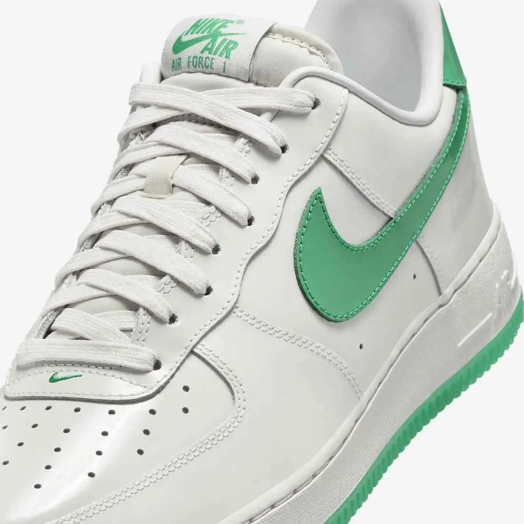 Nike Air Force 1 Low ’07 PRM Patent Platinum Tint/Stadium Green - 10 - Sneakers