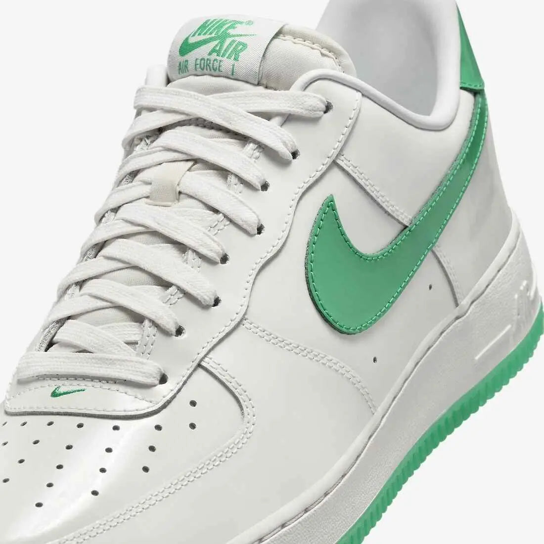 Nike Air Force 1 Low ’07 PRM Patent Platinum Tint/Stadium Green - 10 - Sneakers