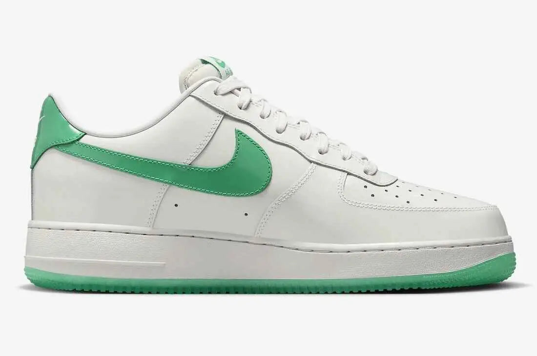 Nike Air Force 1 Low ’07 PRM Patent Platinum Tint/Stadium Green - 10 - Sneakers