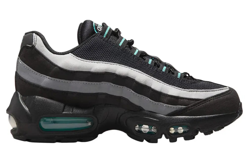 Nike Air Max 95 Black Aurora Green - 10 - Sneakers