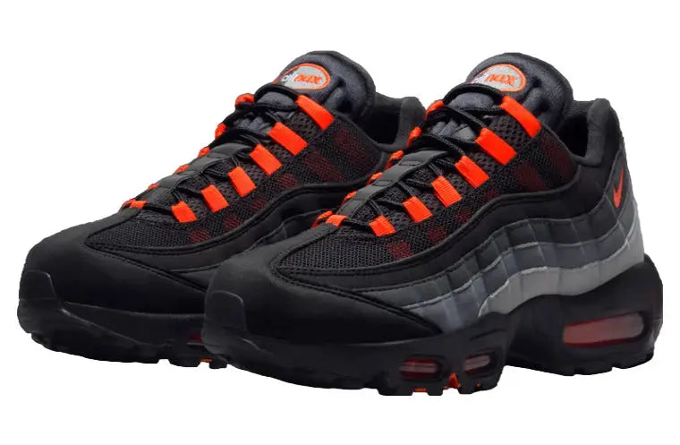 Nike Air Max 95 Black/Hyper Crimson - 10 - Sneakers