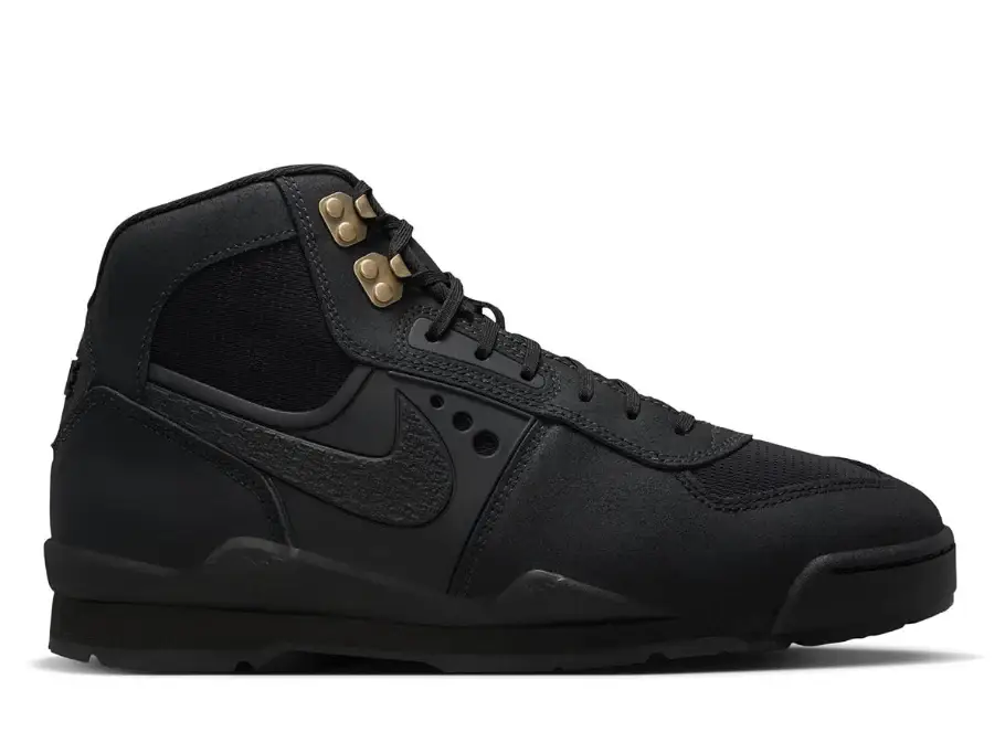 Nike Baltoro Black Metallic Gold - Sneakers
