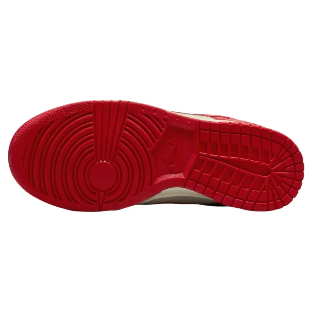 Nike Dunk Low Red Roses - 9.5 - Sneakers