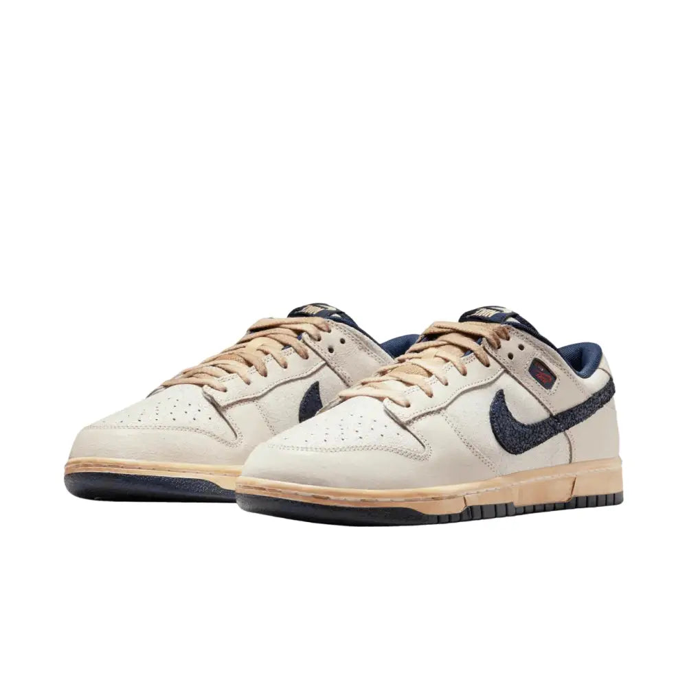 Nike Dunk Low SP Stranger Things Phantom