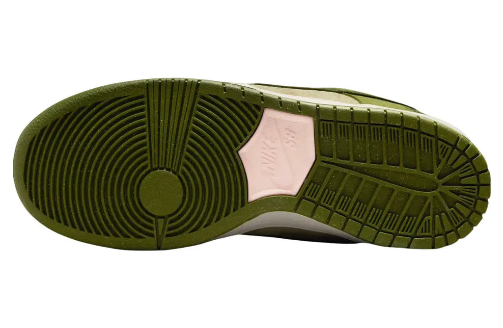 Nike SB Drunk Low Pro Asparagus/Legion Green (’Yuto Horigome’) - 10 - Sneakers