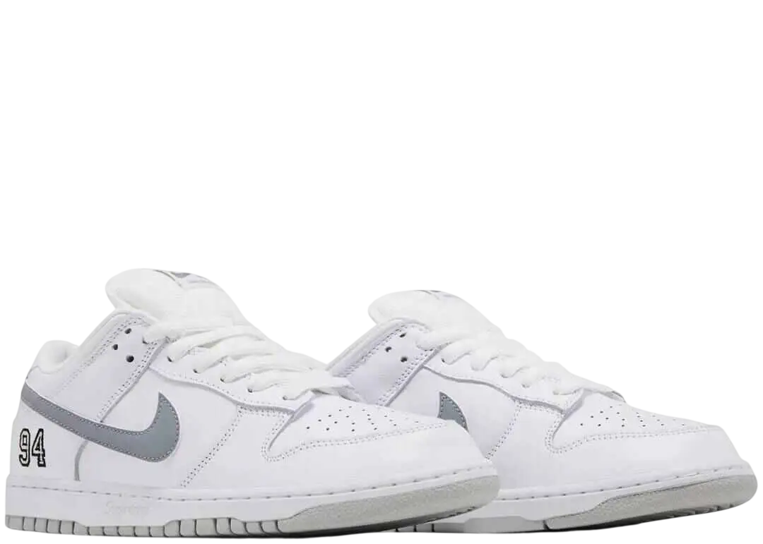 Nike SB Dunk Low OG QS Supreme 94 White - 9 - Footwear