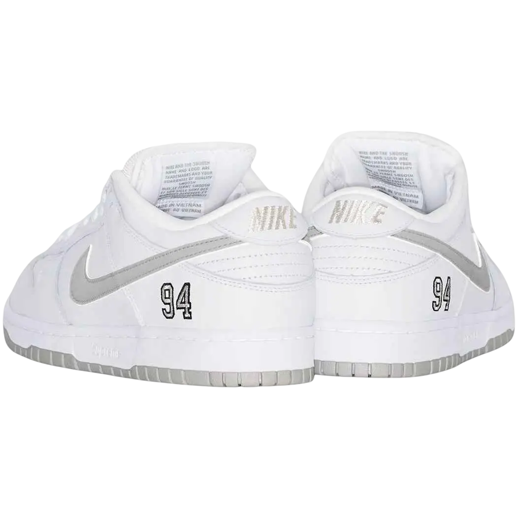 Nike SB Dunk Low OG QS Supreme 94 White - 9 - Footwear