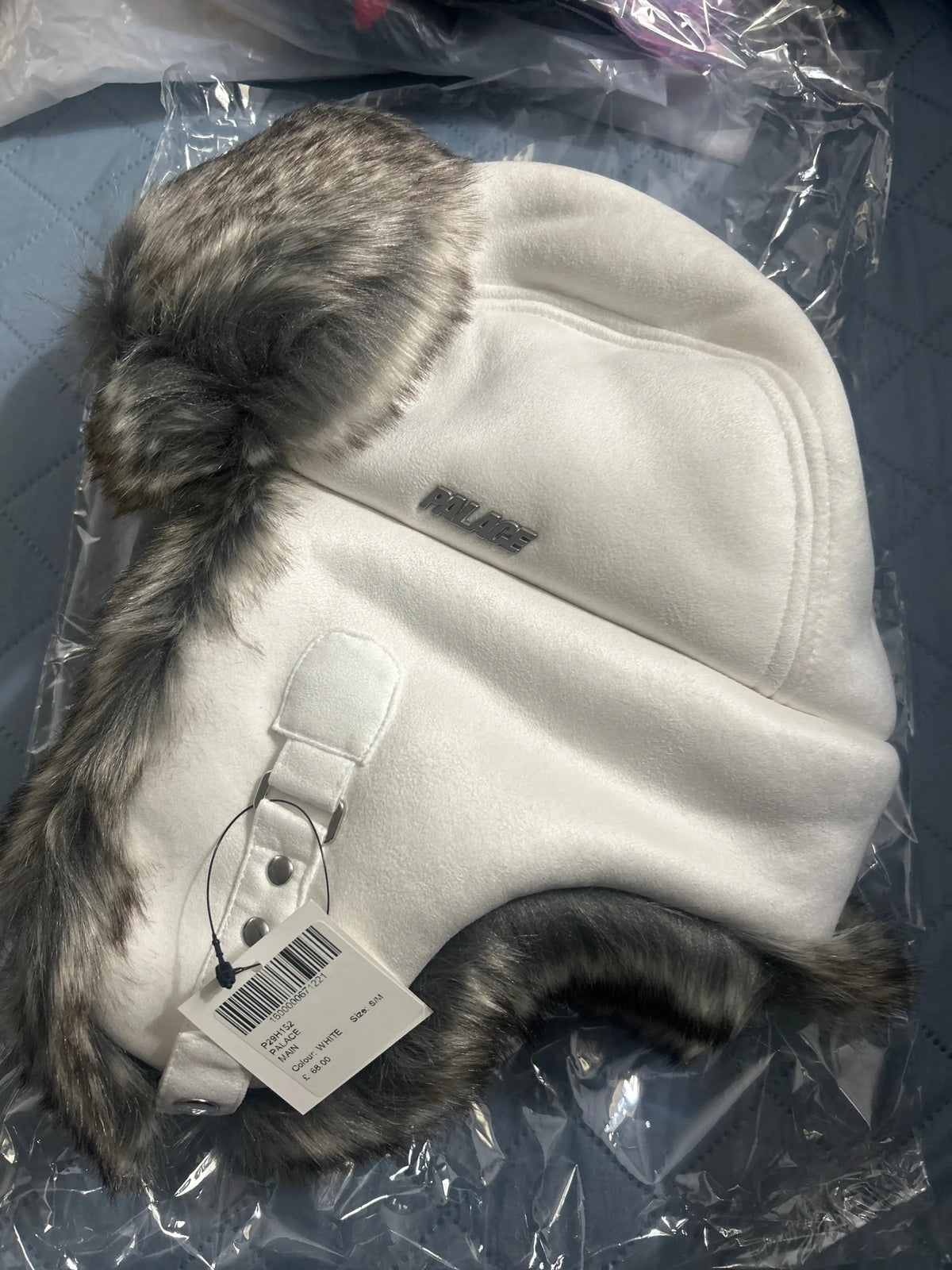 Palace Sherpa Faux Suede Trooper White Small/Medium