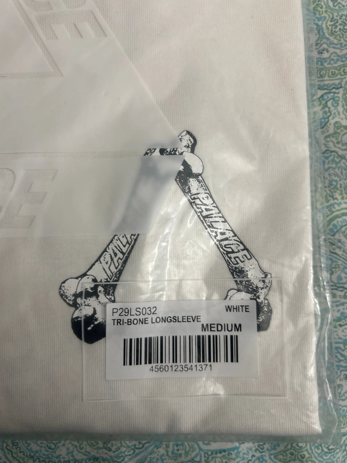 Palace Tri-Bone Long Sleeve Tee White Medium