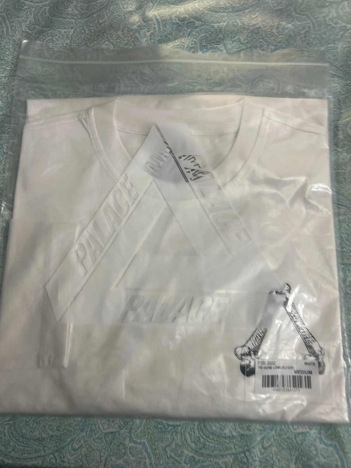 Palace Tri-Bone Long Sleeve Tee White Medium
