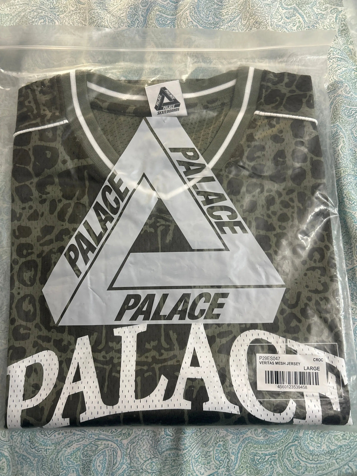 Palace Veritas Mesh Jersey Croc Large