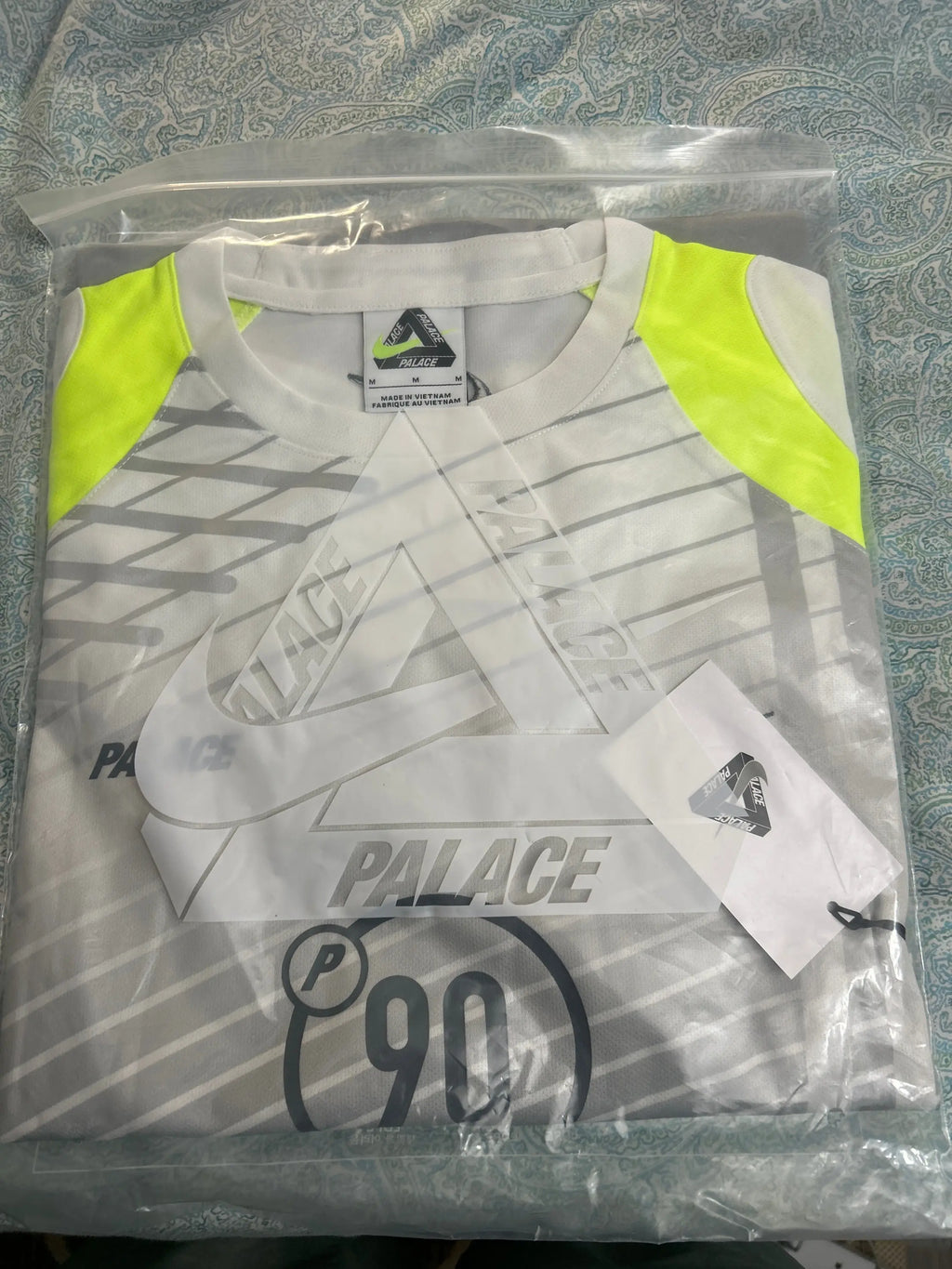Palace x Nike Total P90 Jersey White Medium