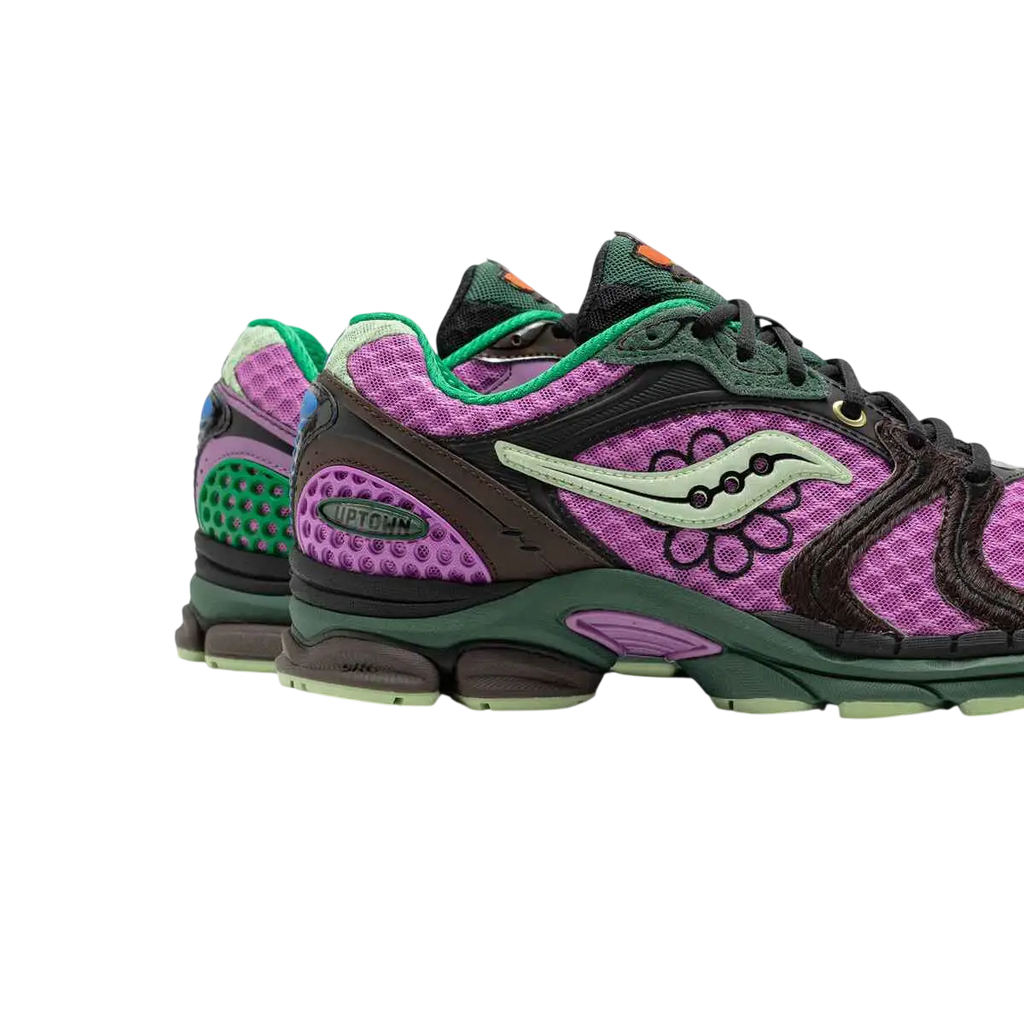 Saucony x Jae Tips Progrid Triumph 4 Perilla - 10 - Shoes