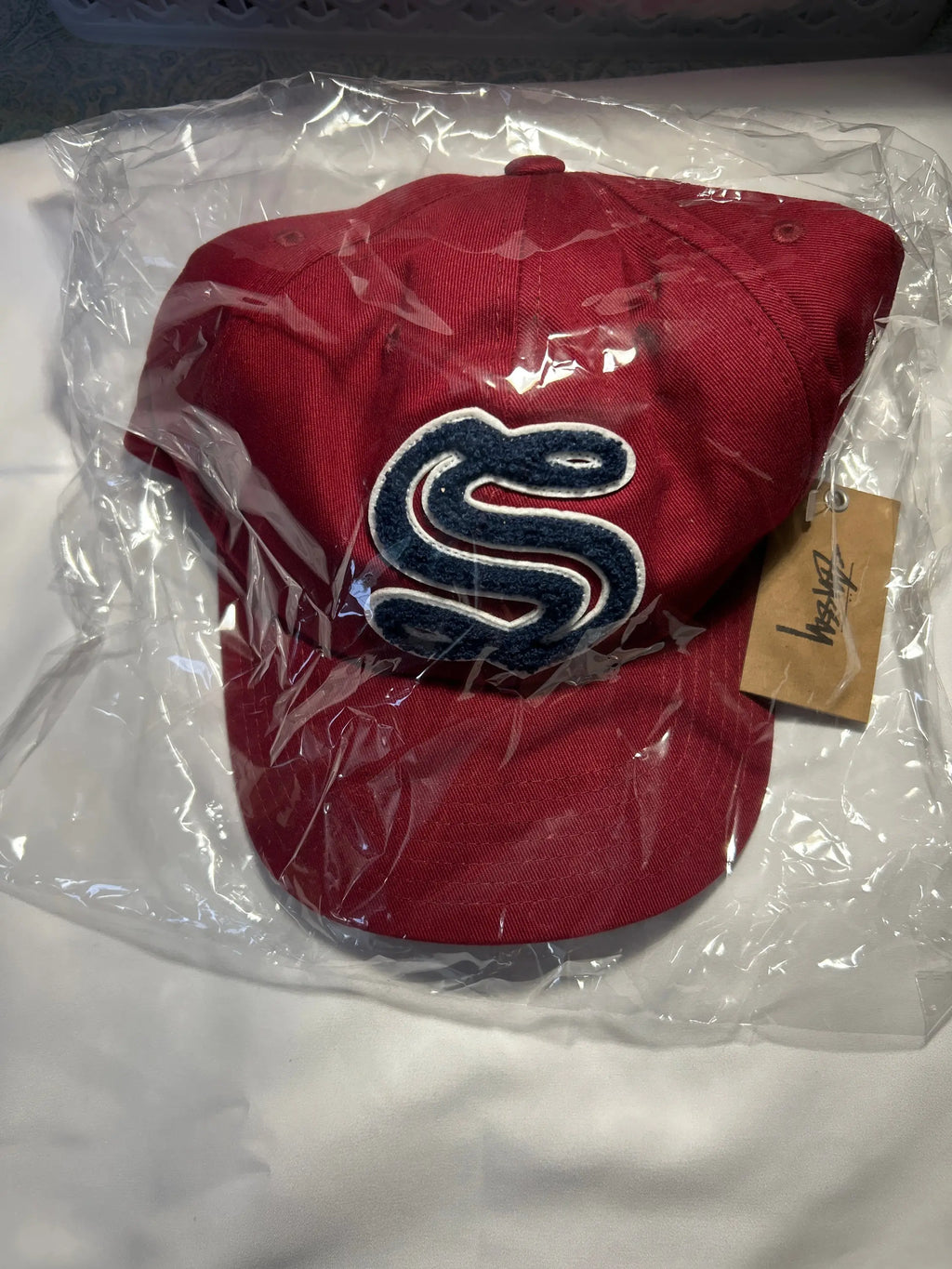 Stussy Mid Depth Gothic Chenille S Snapback Wine