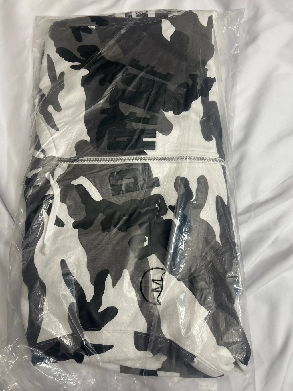 Supreme Arc Thermal Lined Zip Up Hooded Sweatshirt Snow Camo Medium