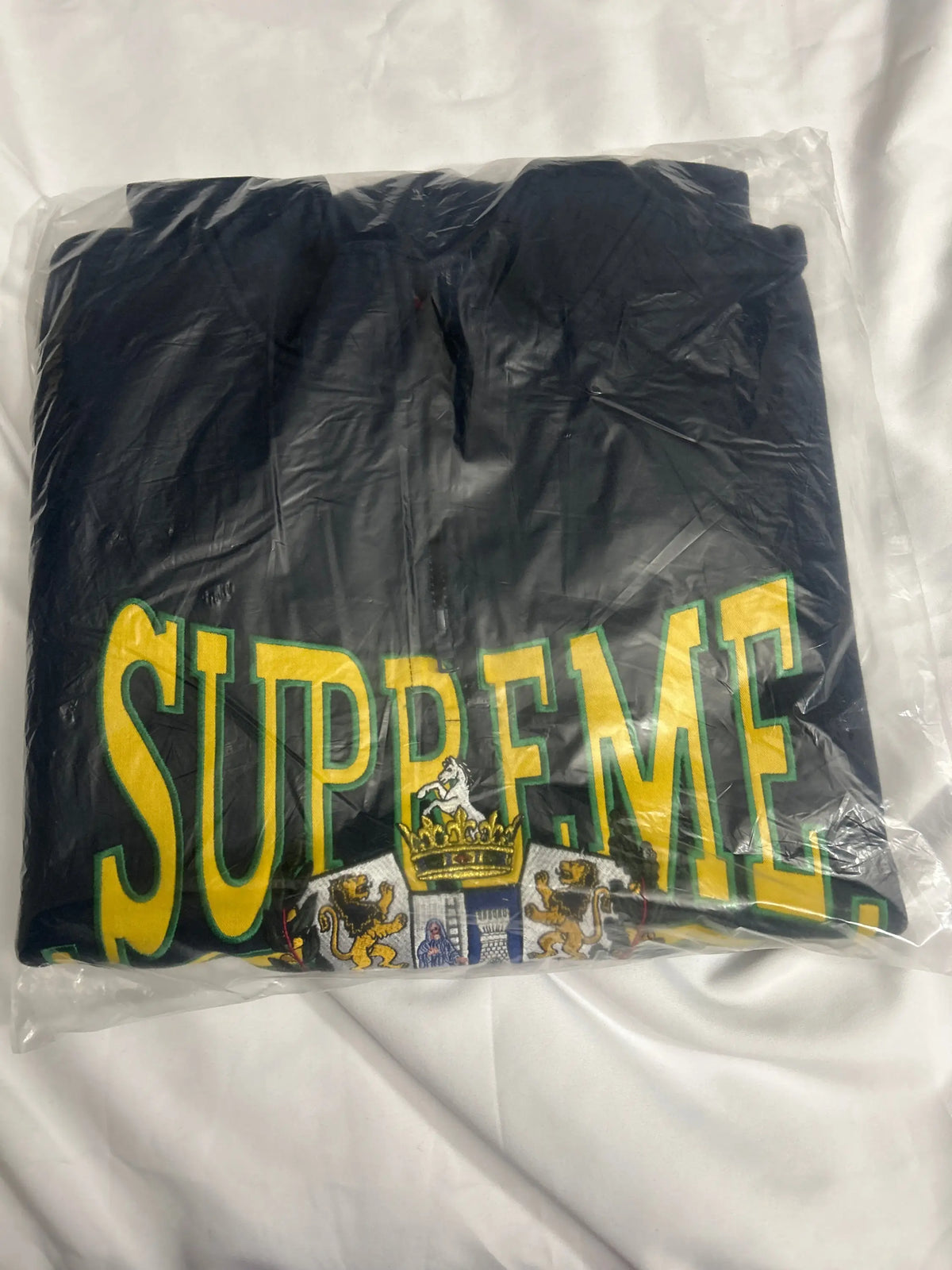 Supreme Crest Applique Half Zip Pullover Navy Medium