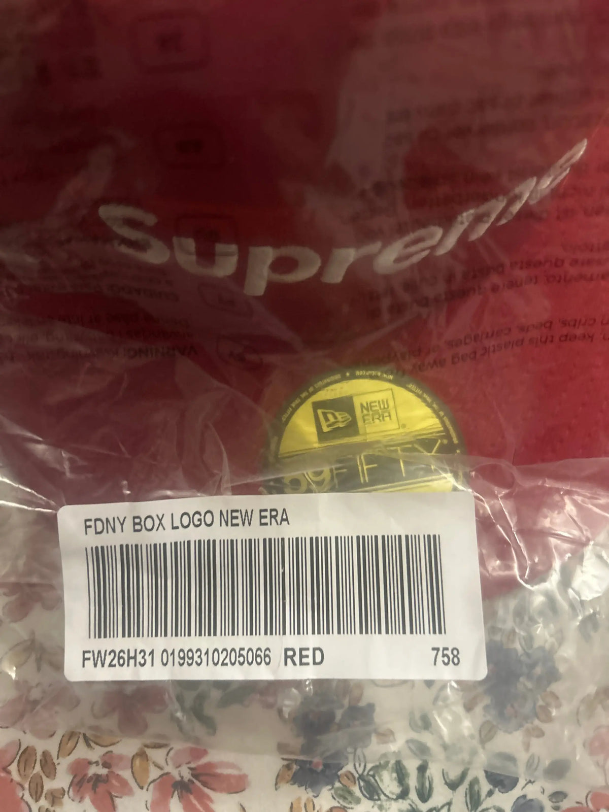 Supreme/FDNY Box Logo New Era® Red 7 5/8"