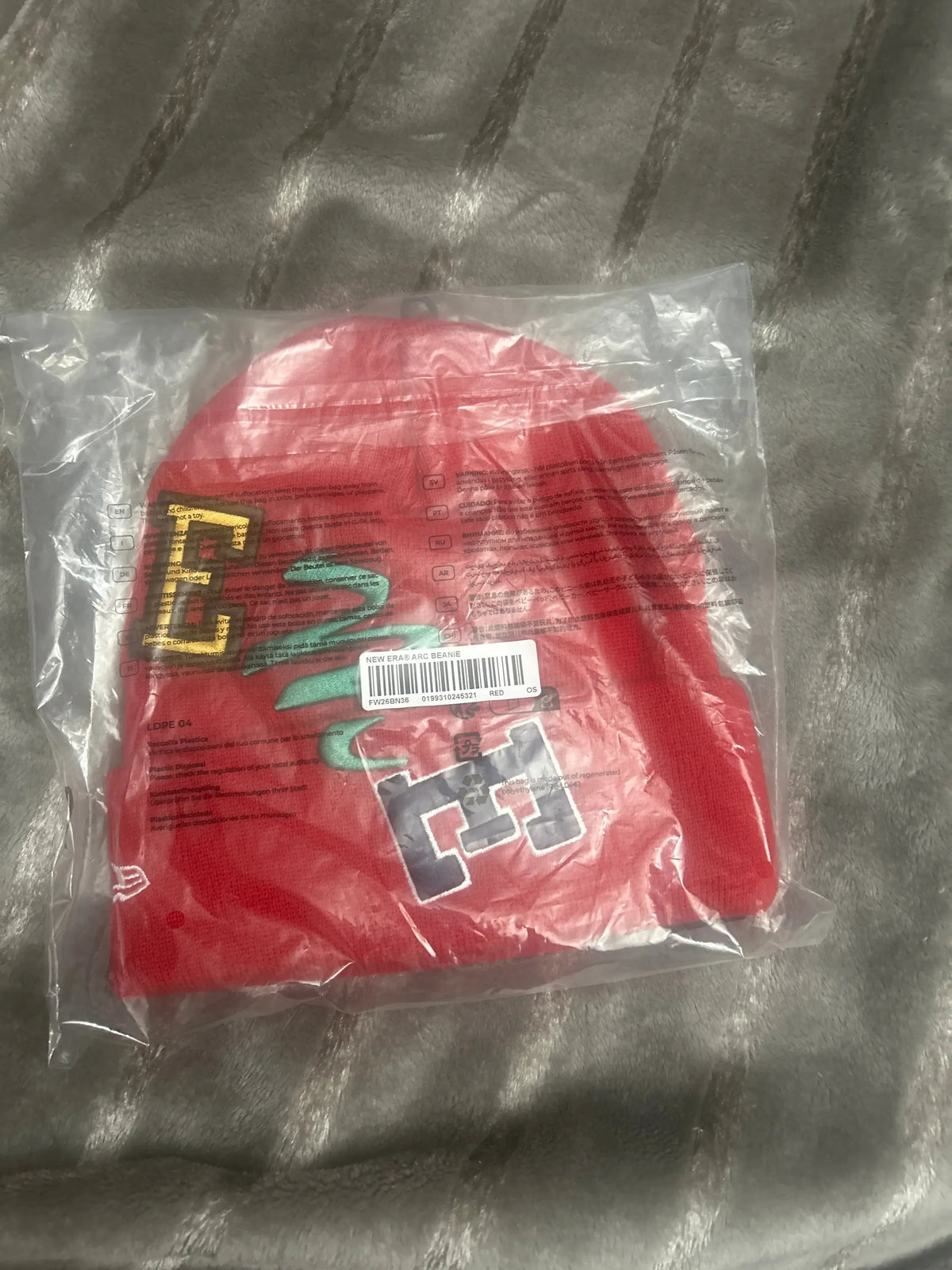 Supreme New Era Arc Beanie Red