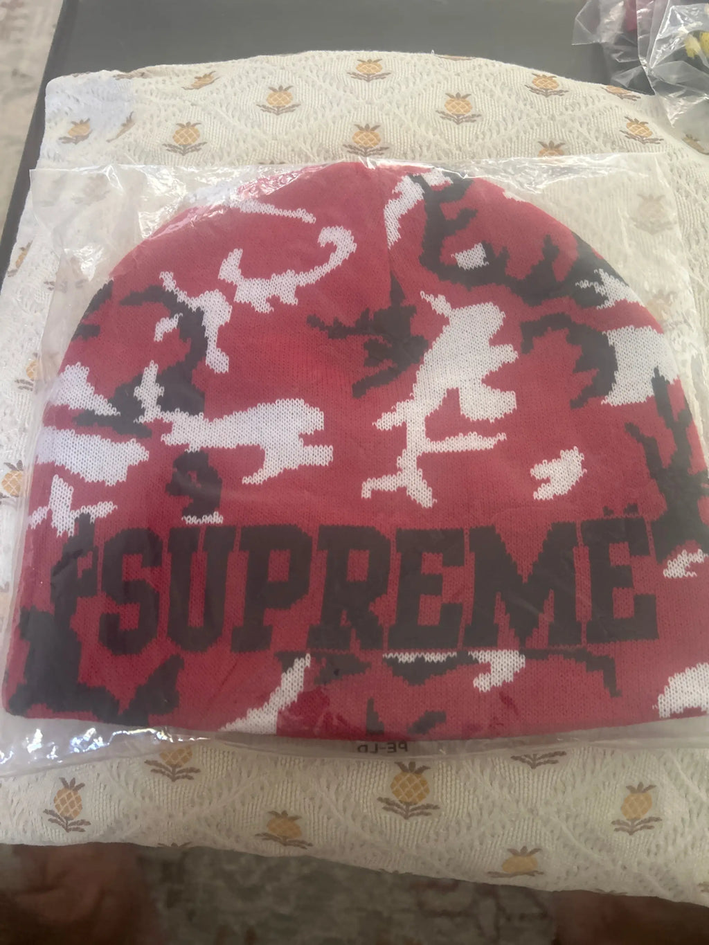 Supreme Reversible Camo Beanie Red