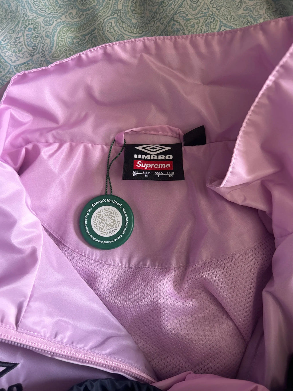 Supreme Umbro Gradient Track Jacket Pink Medium