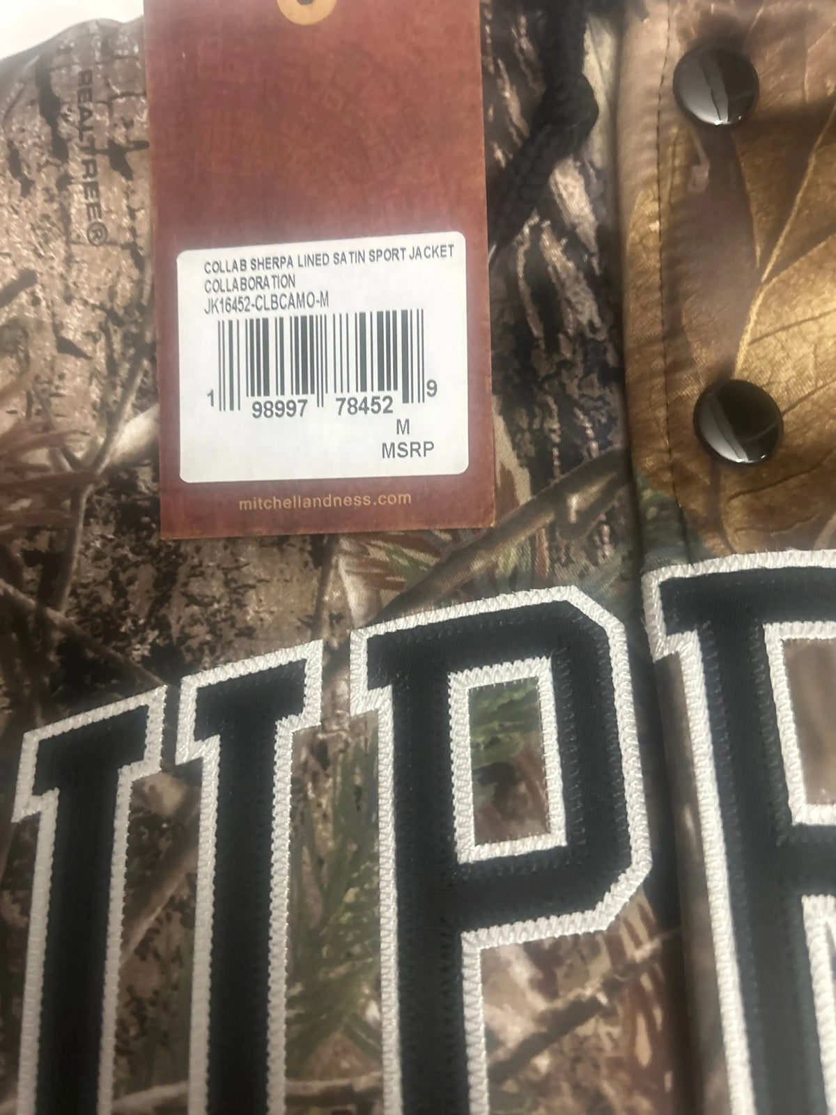 Supreme x Mitchell & Ness Lined Hooded Satin Varsity Jacket Realtree Camo Medium