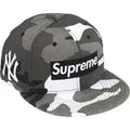 Supreme x MLB Teams Box Logo New Era New York Yankees - 7 1/2 - Hats