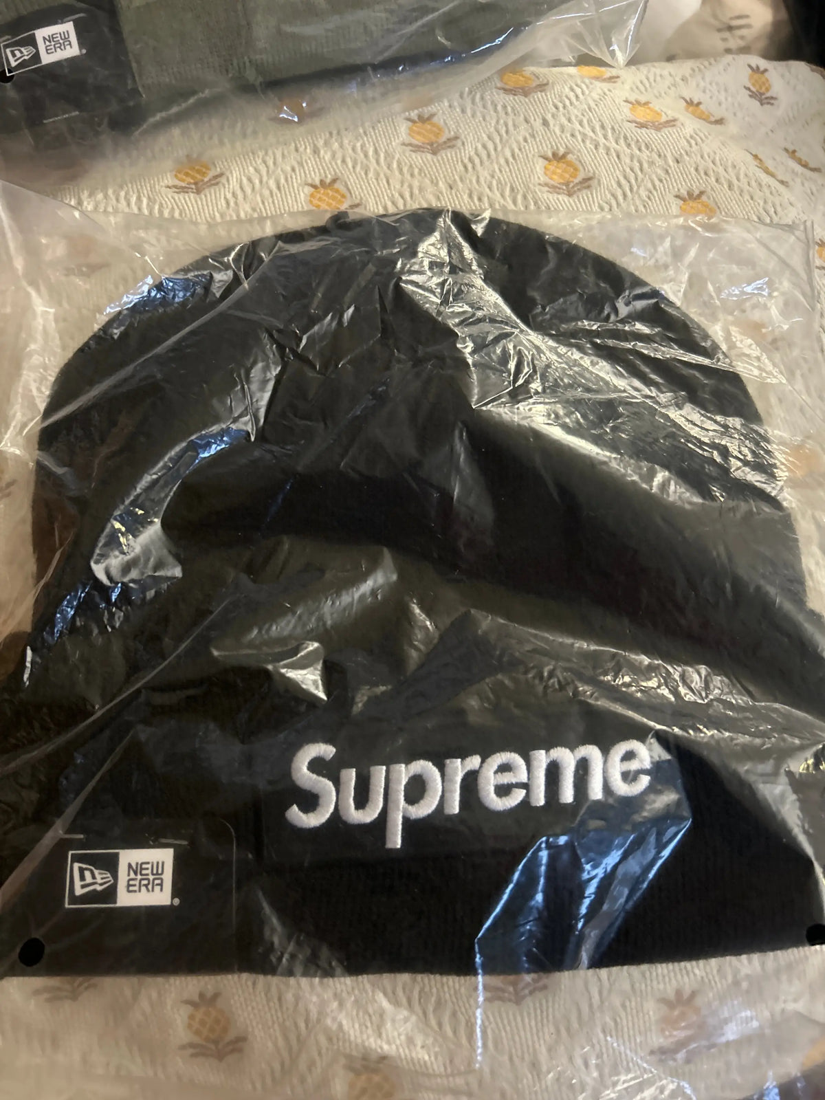 Supreme x New Era Box Logo Beanie Black