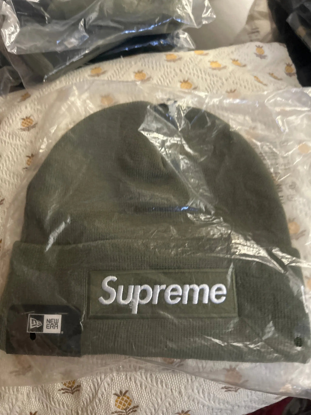 Supreme x New Era Box Logo Beanie Olive