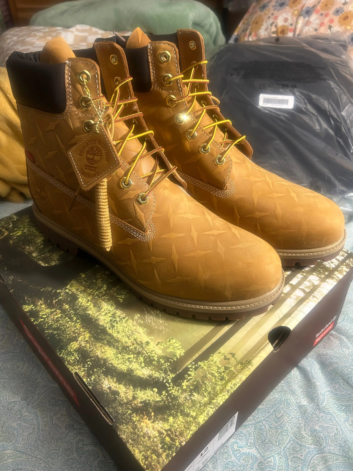 Supreme x Timberland 6” Premium Waterproof Boot Diamond Plate Wheat Size 12