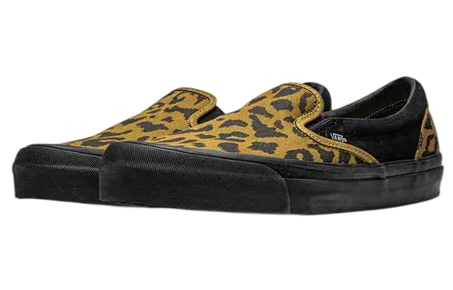Vans OG Classic Slip-On LX ’Leopard’ - 11 - Sneakers
