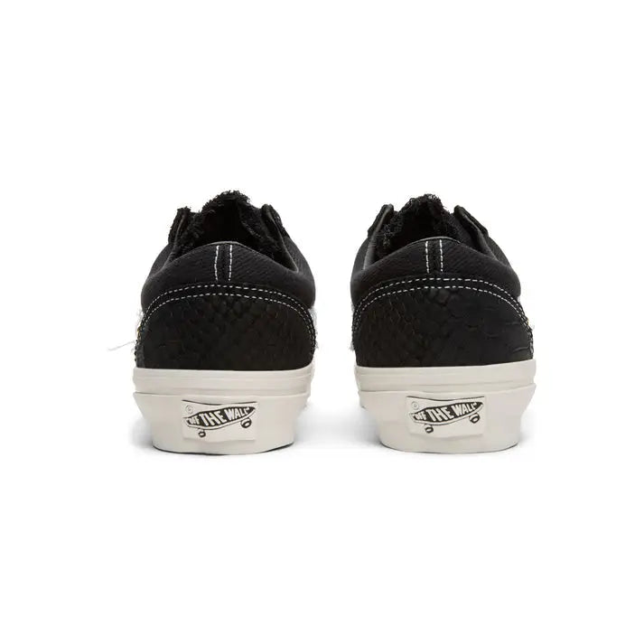 Vans Premium Old Skool 36 Metagirl Buckle Black White Size 6 M/7.5 W